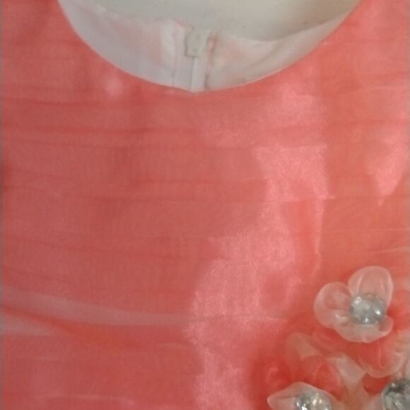 Nannette - Picture 4 of 7